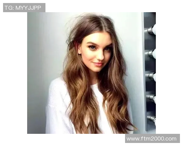 足球明星女友的酷炫发型大揭秘时尚潮流引领新风尚